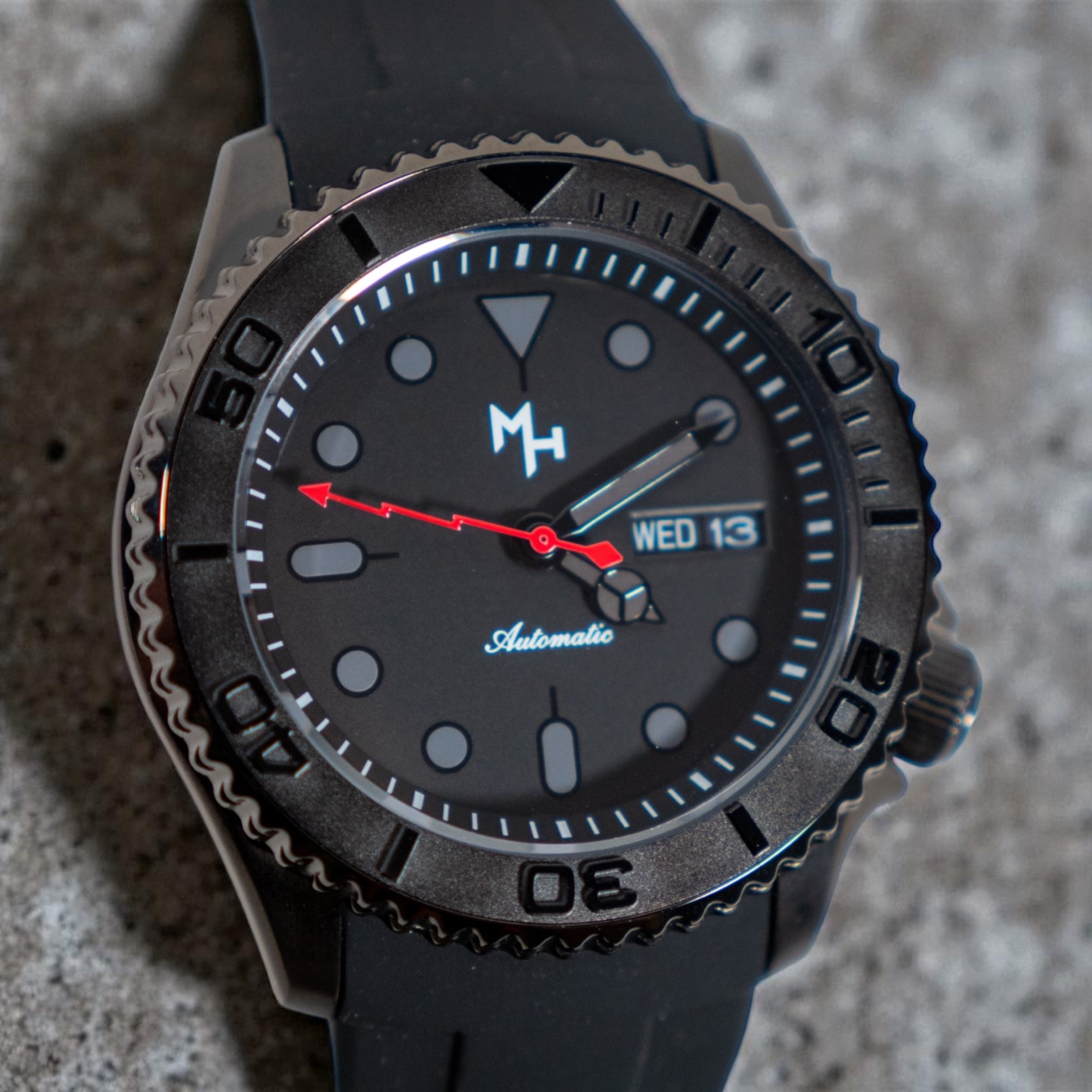 Obsidian Veil - 41mm Automatic Mens Watch